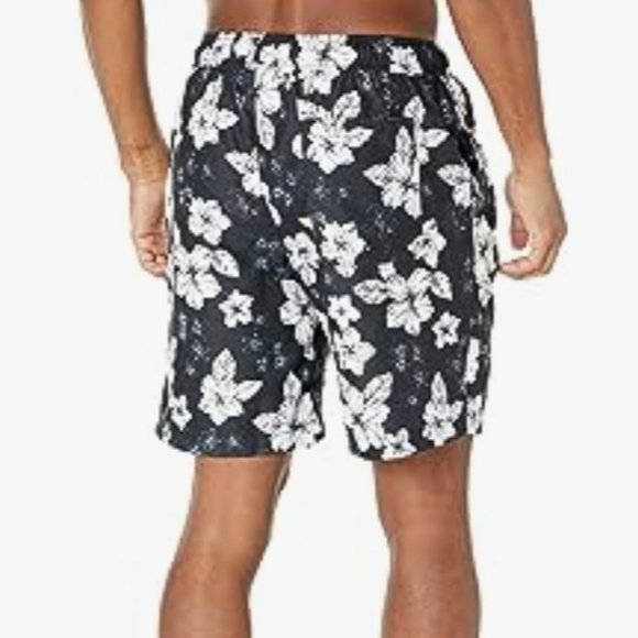 Amazon Essentials Mens Quick Dry Swim Trunks - Picture 2 of 9